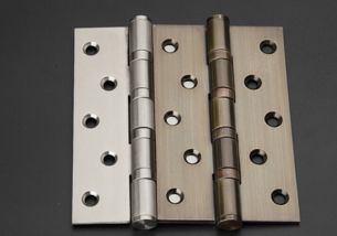 五優(yōu)家家旗艦店內(nèi)五金合頁的價(jià)格貴不貴